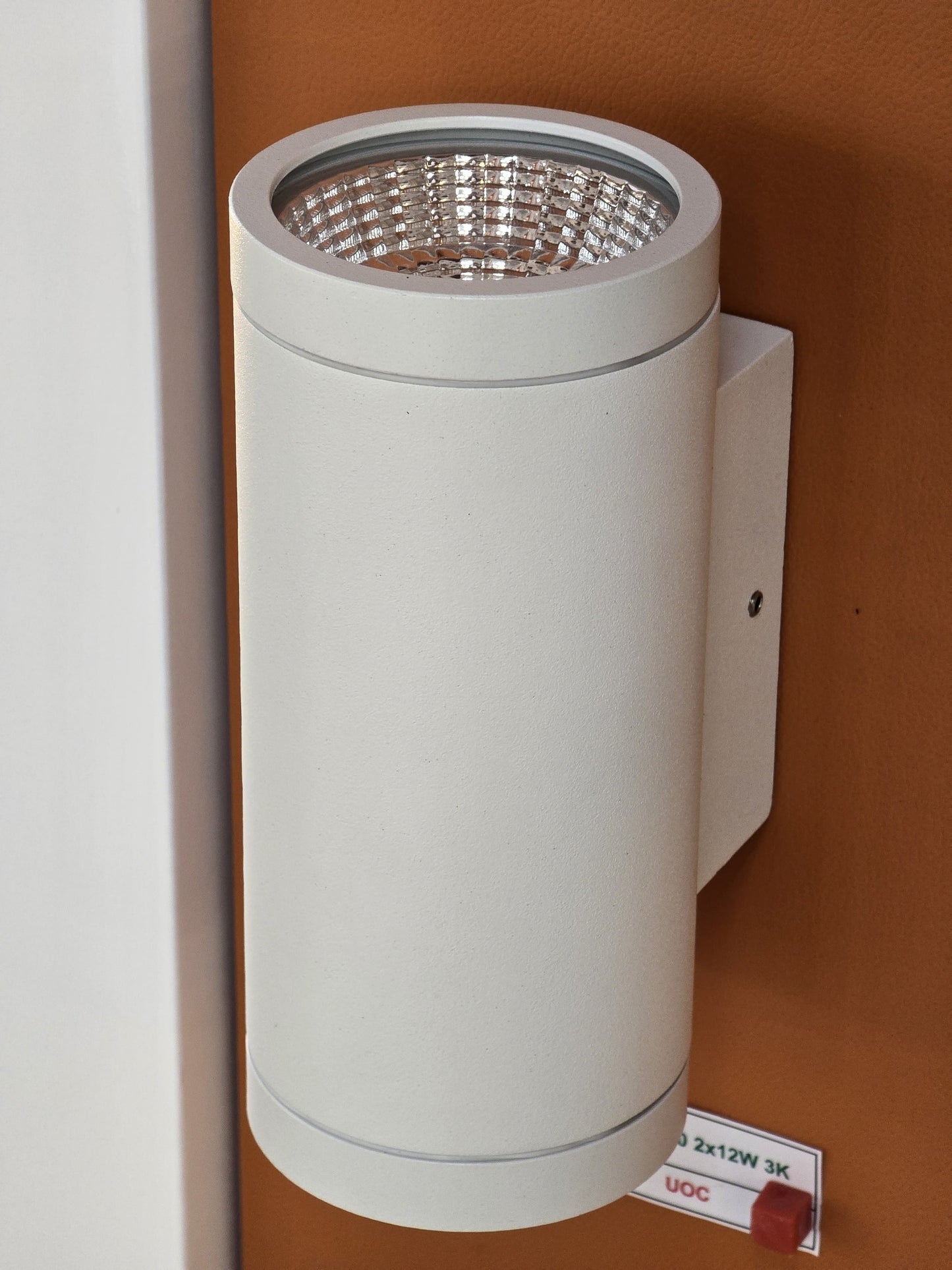 LX/114050 | مصباح لوماكس LED للأعلى والأسفل، 2*12 واط - 3K