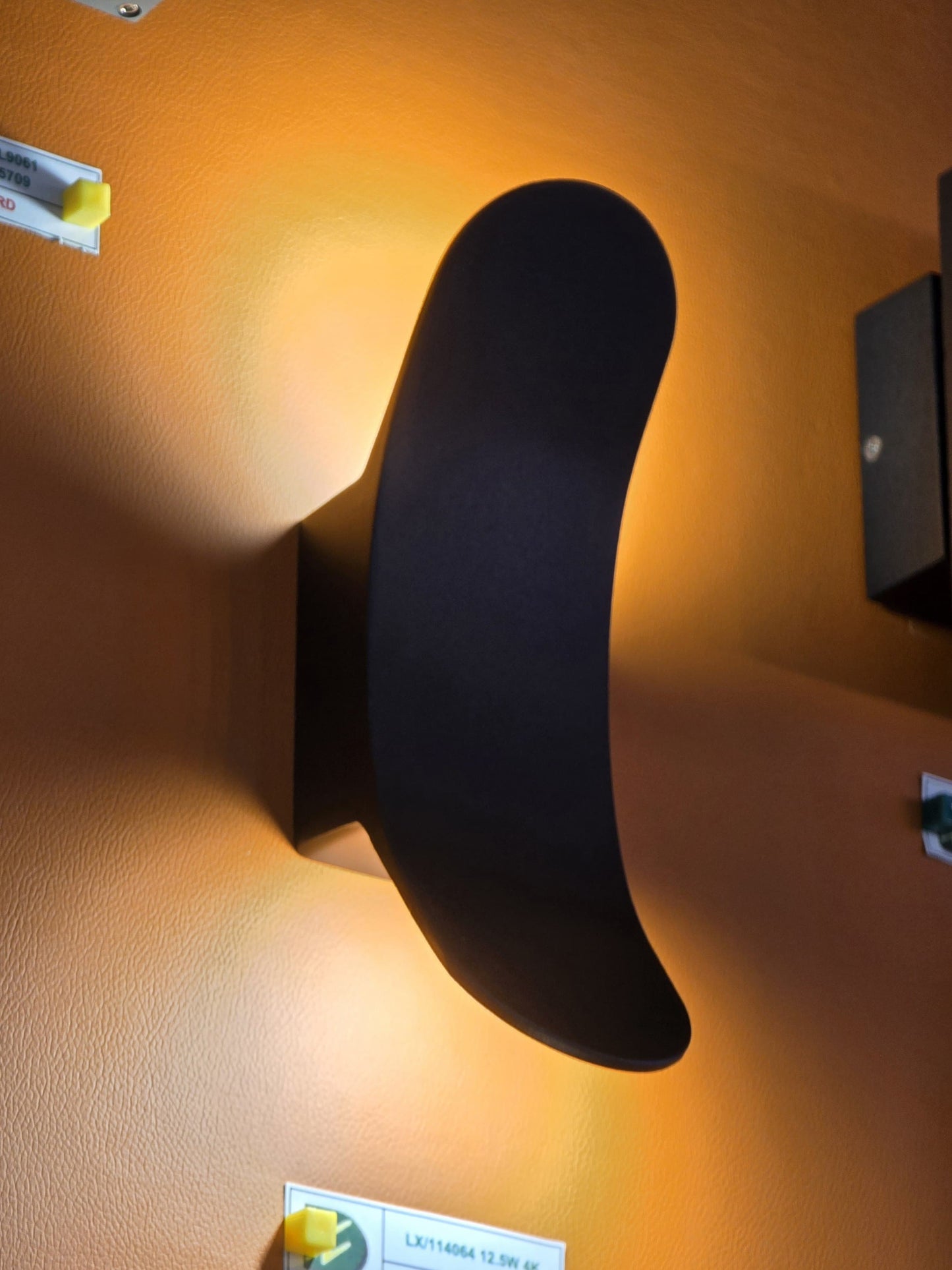 LX/114064 | LUMAX UP & DOWN LIGHT IP65 LED 12.5W | 4K/3K MATT BLACK