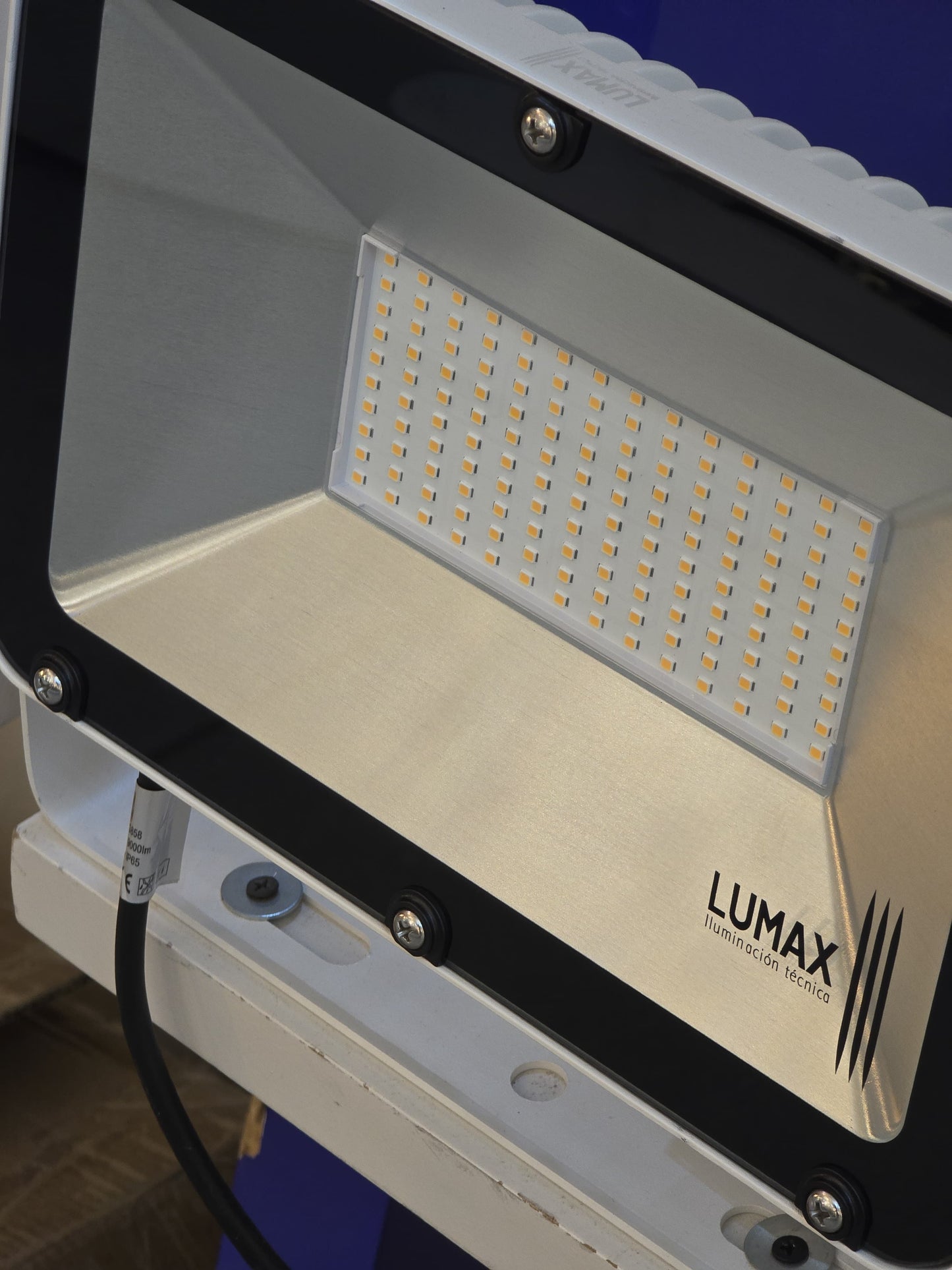 LX/113858 | LUMAX FLOOD LIGHT SMD LED 100W - WHITE