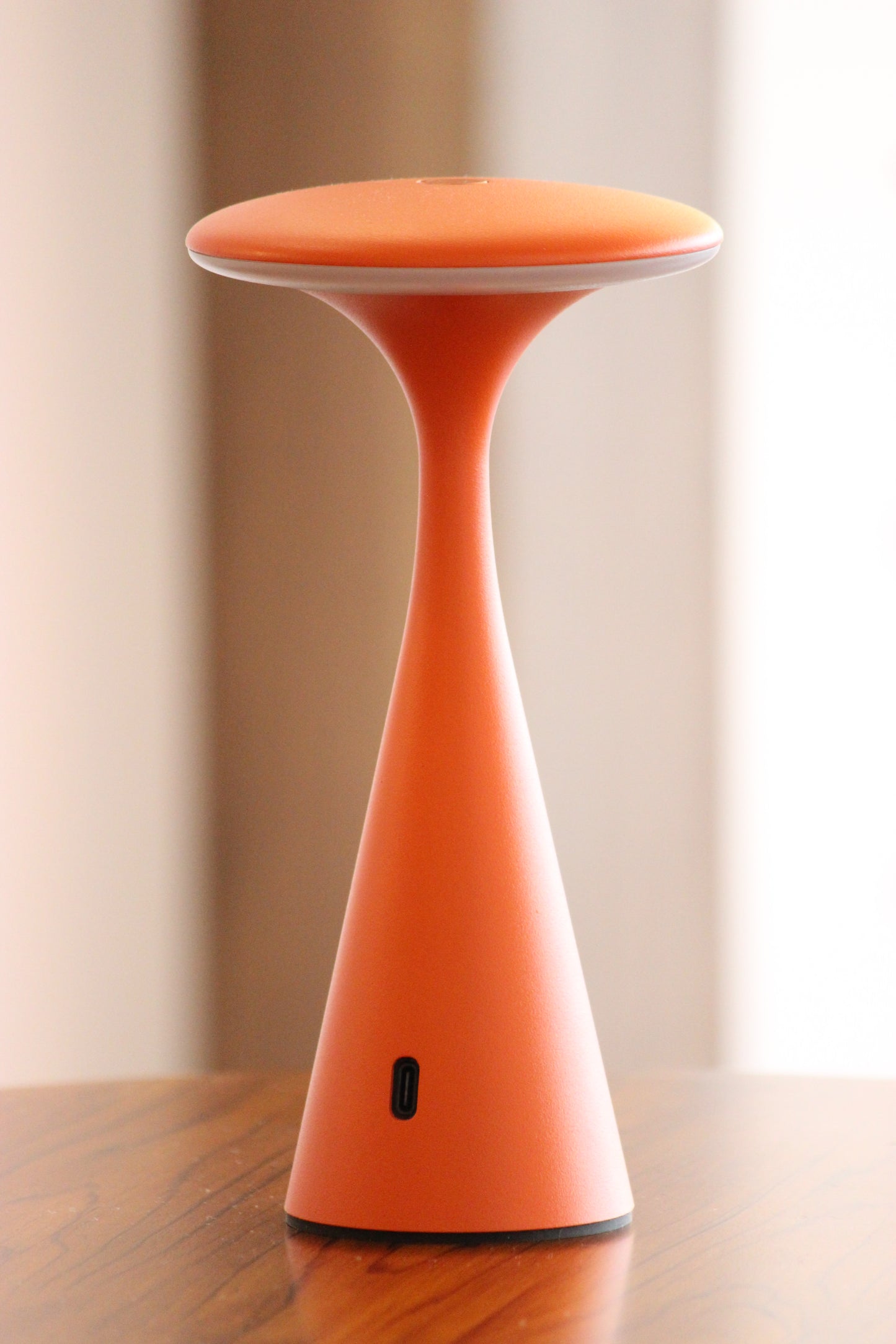 LUMAX TABLE LAMP